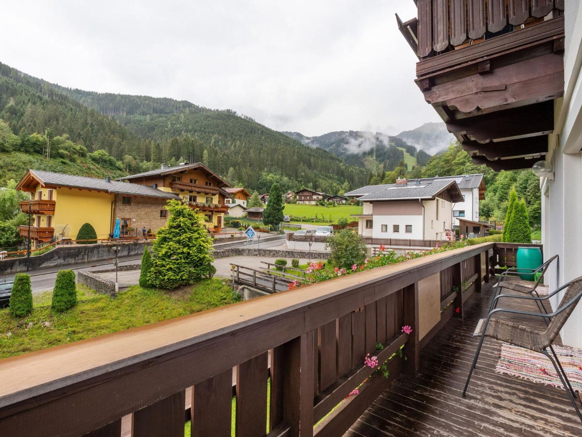 Beautiful Apartment In Zell Am See Near Ski Area Екстериор снимка