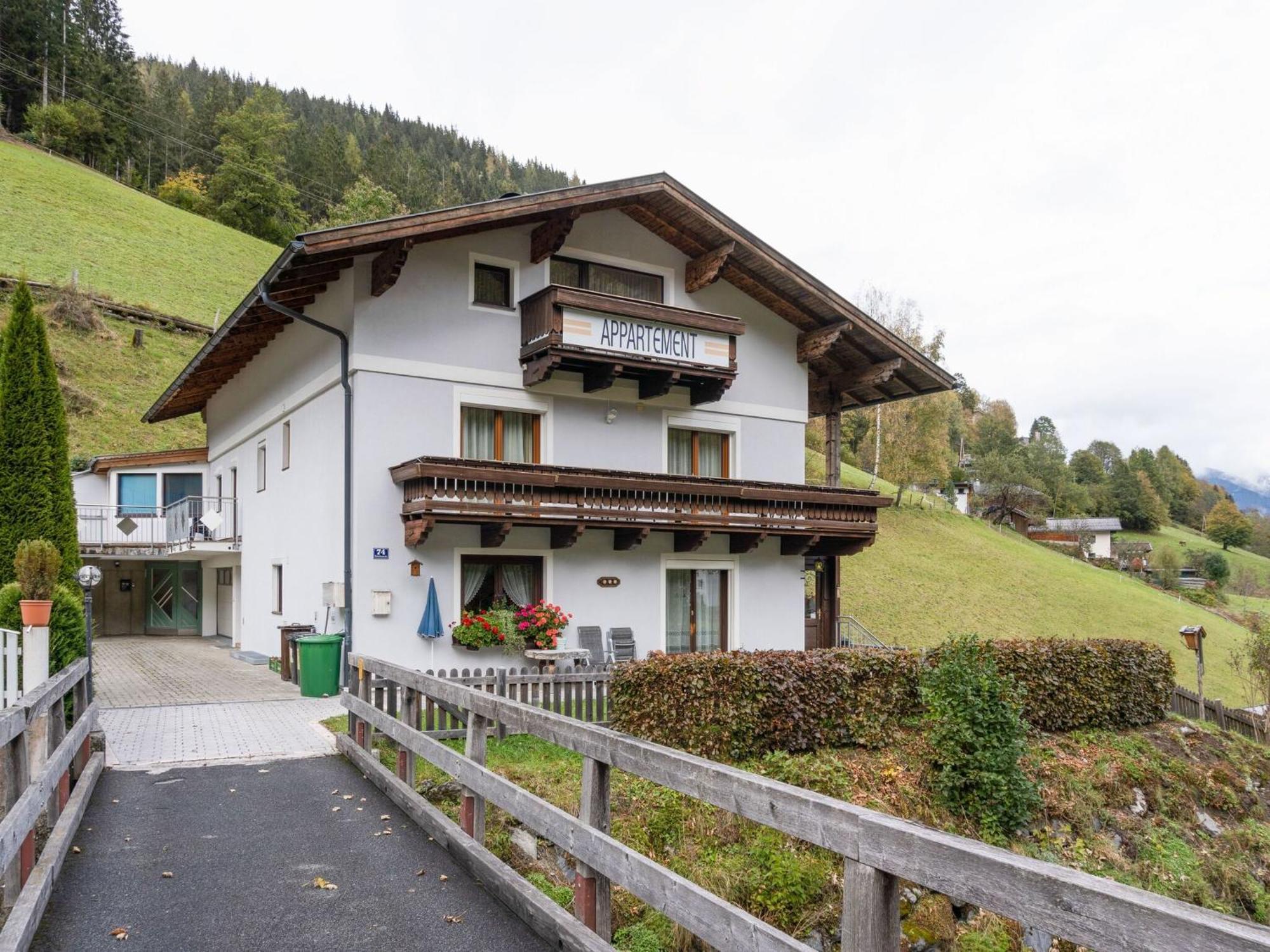 Beautiful Apartment In Zell Am See Near Ski Area Екстериор снимка